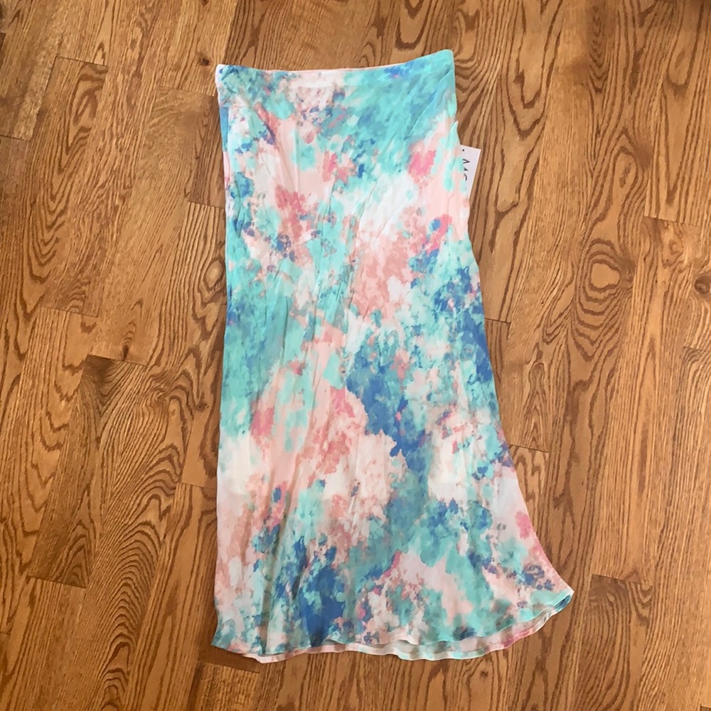 Mod On Trend tie dye skirt size M
